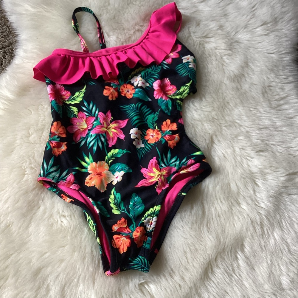 Circe girls swim suit XS 4/5